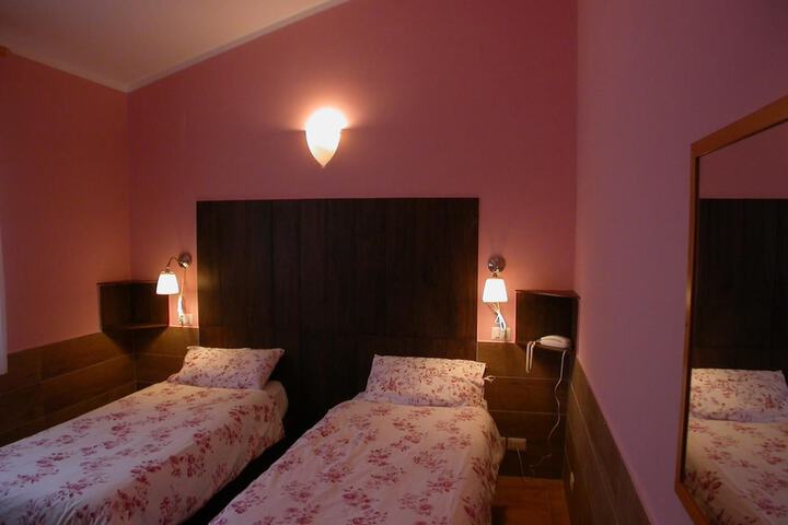 Room 21 of 65