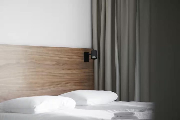 Room 46 of 162