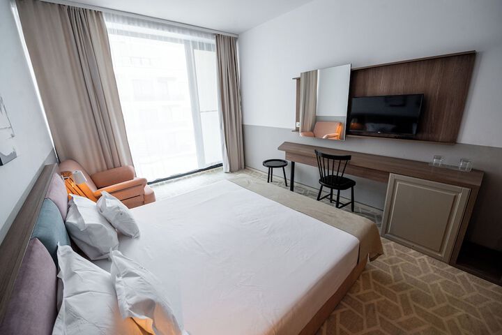 Room 43 of 51