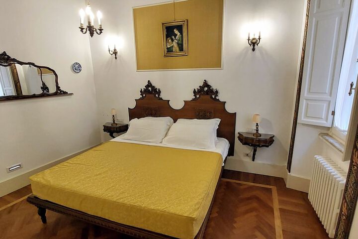 Room 19 of 43