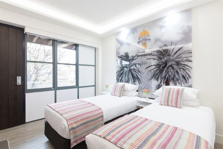 Room 7 of 20