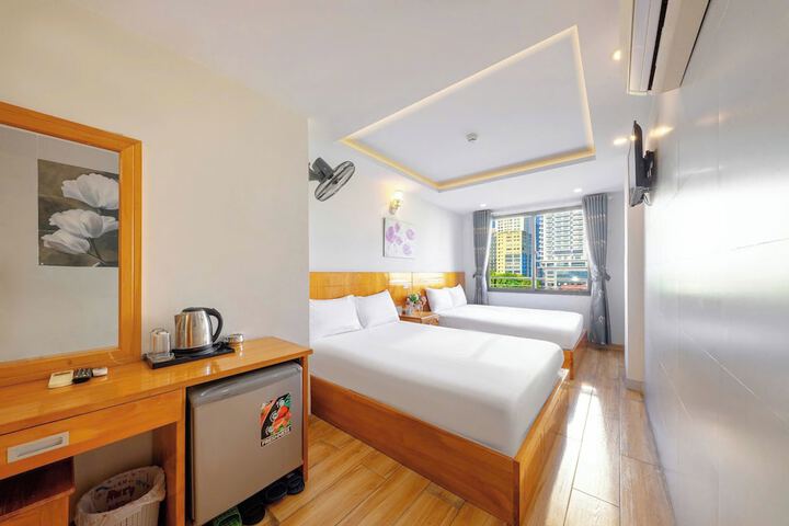 Hang Nga Hotel