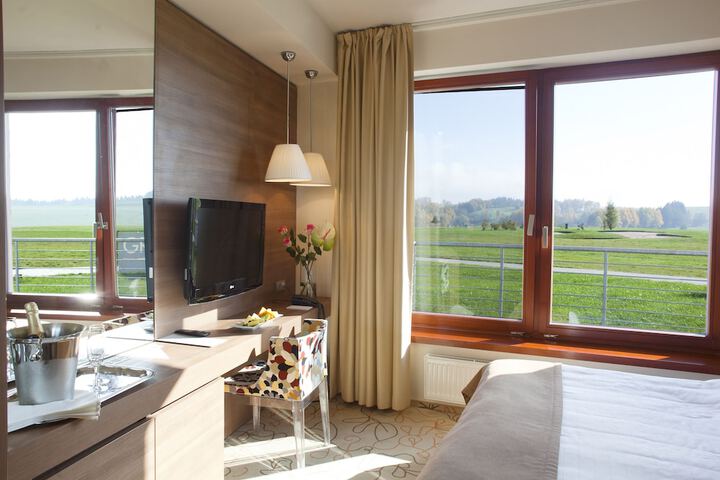In-room business center