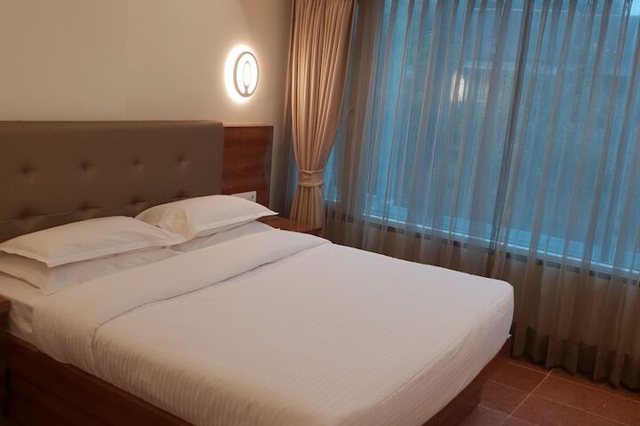 Room 62 of 97