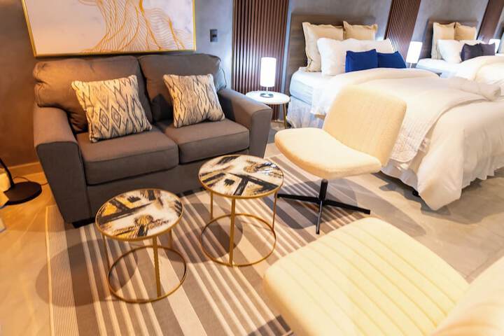 Room 93 of 137