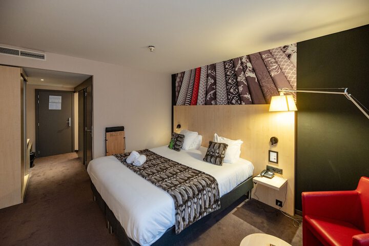 Room 31 of 65