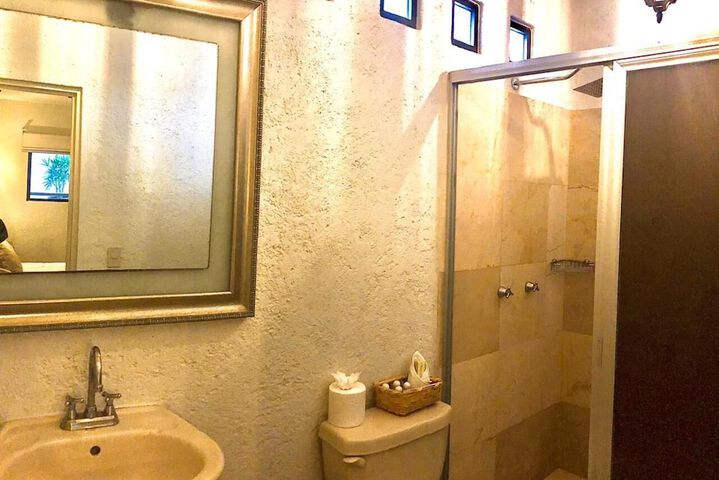 Room 34 of 50