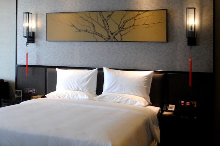 Room 7 of 17