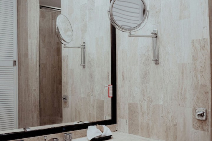 Room 22 of 56