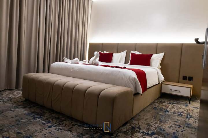 Room 9 of 44