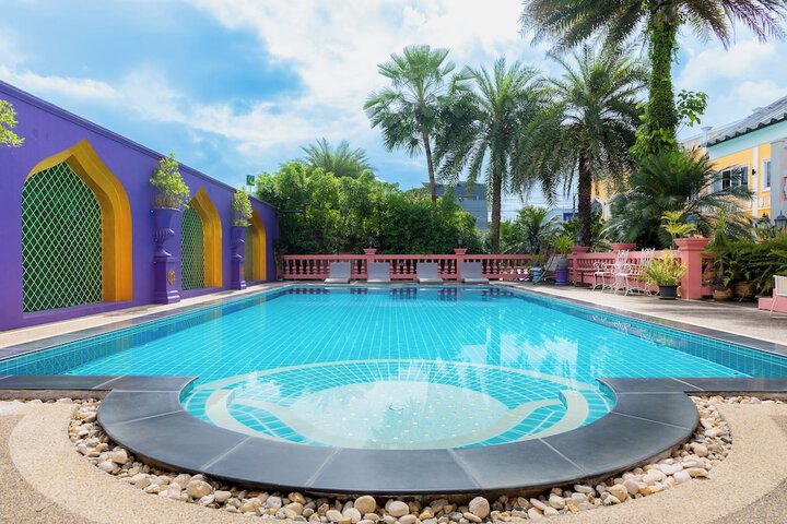 Pool 64 of 79