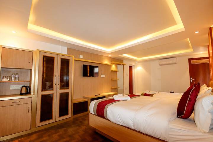 Room 13 of 66