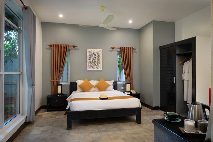 Room 15 of 63