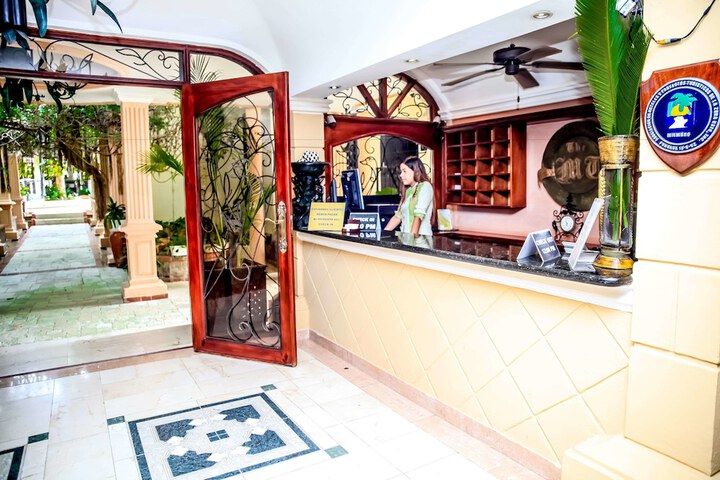 Lobby Photos