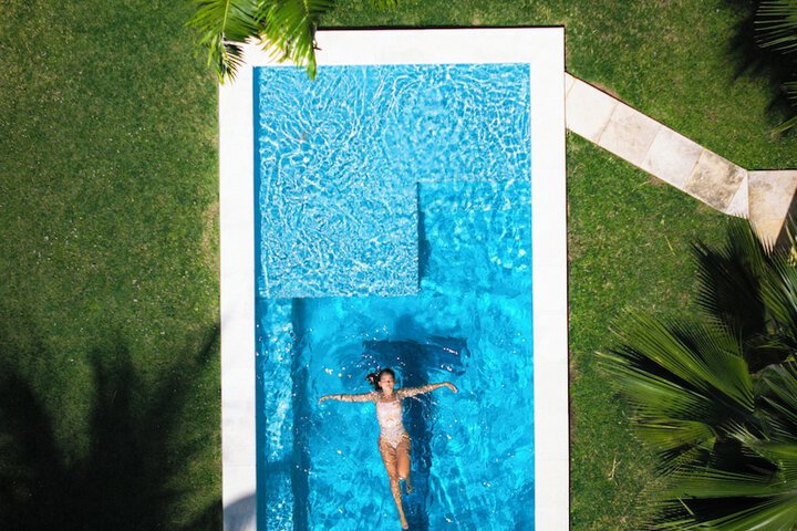 Pool Hotel