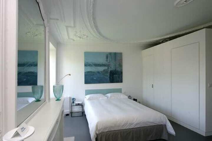 Room 4 of 40