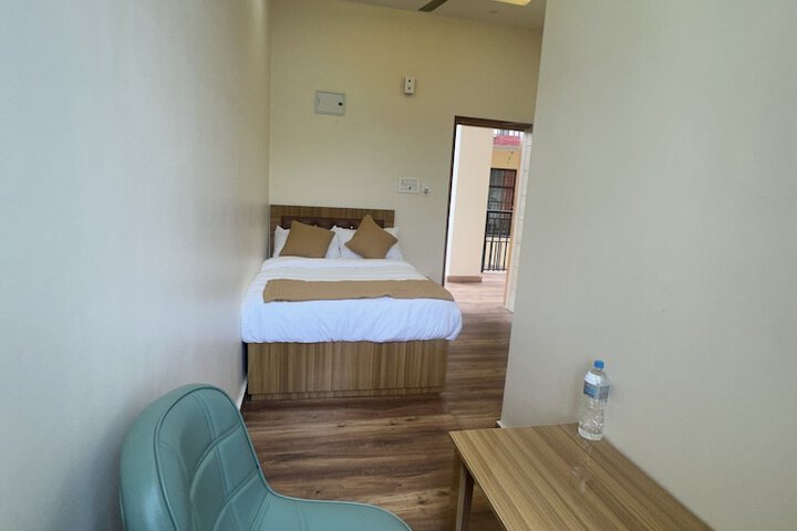 Room 14 of 44
