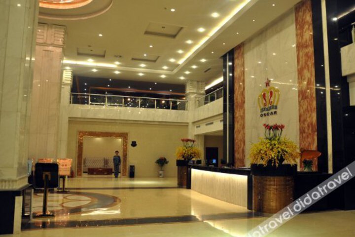 Hotel Entry