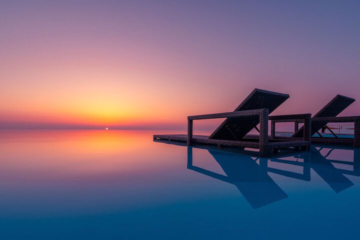 Pool 40 of 101