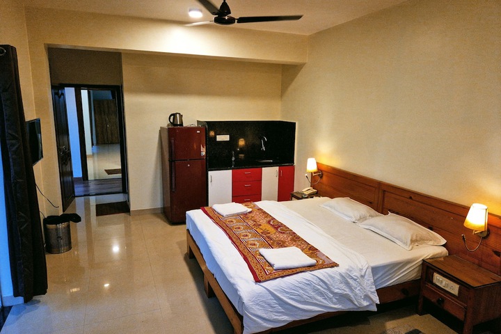 Room 76 of 169