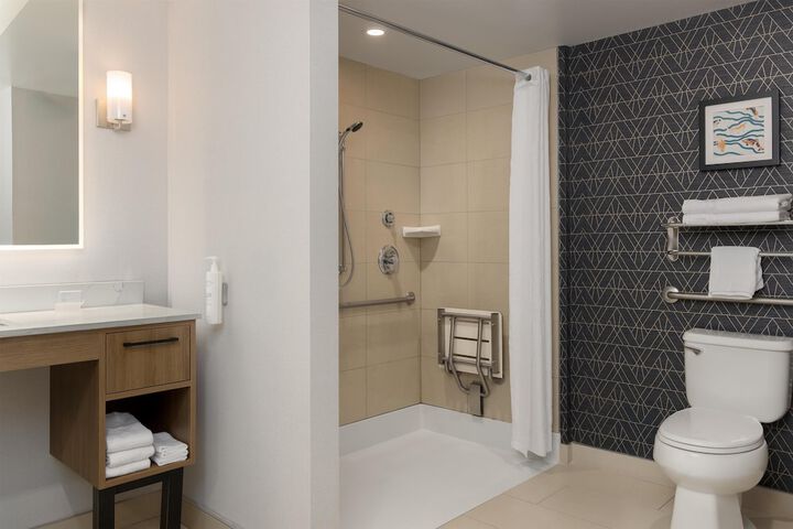 Bathroom shower