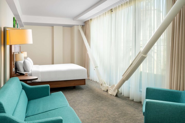 Room 49 of 113