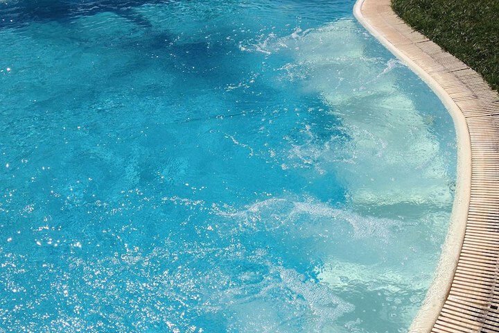 Pool 15 of 64