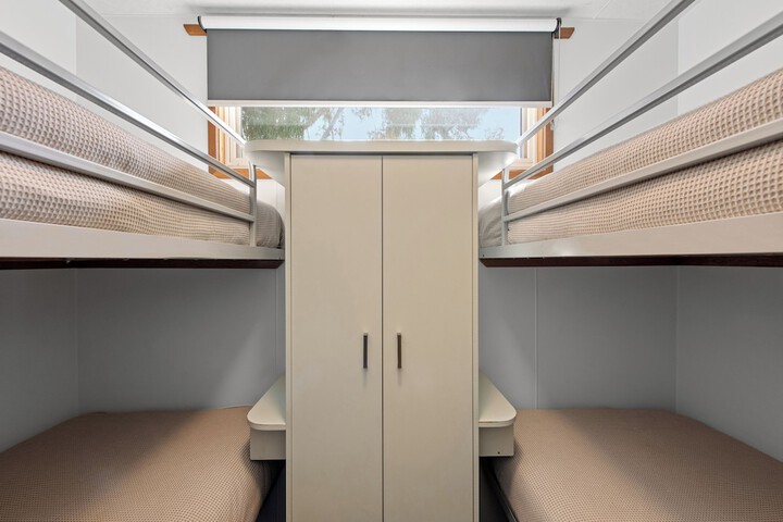 Room 20 of 150