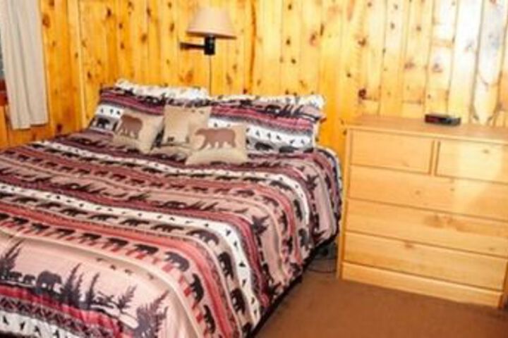 Room 119 of 182