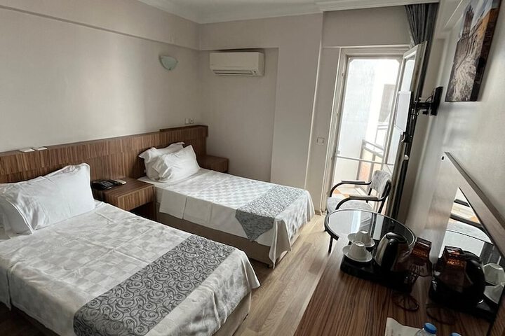 Room 18 of 49