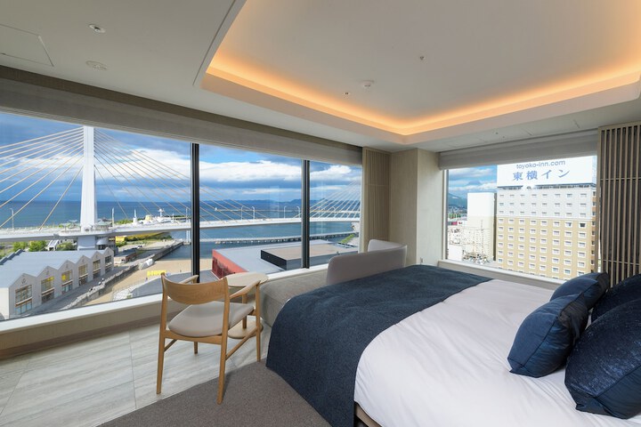 Room 21 of 121