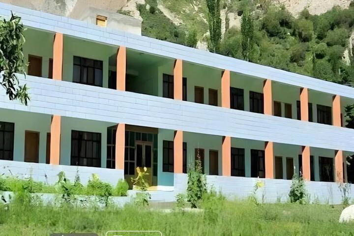 Hunza Marcopolo Inn Gulmit