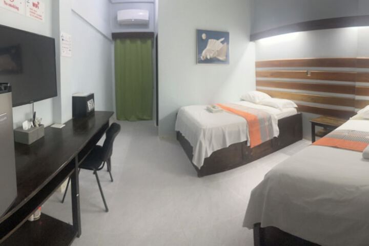 Room 4 of 21