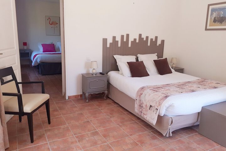 Room 9 of 49