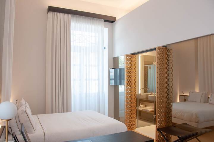 Room 21 of 119