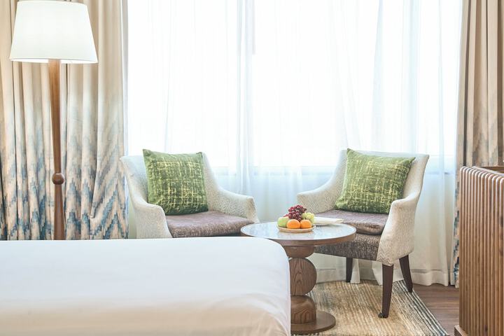 Room 21 of 118