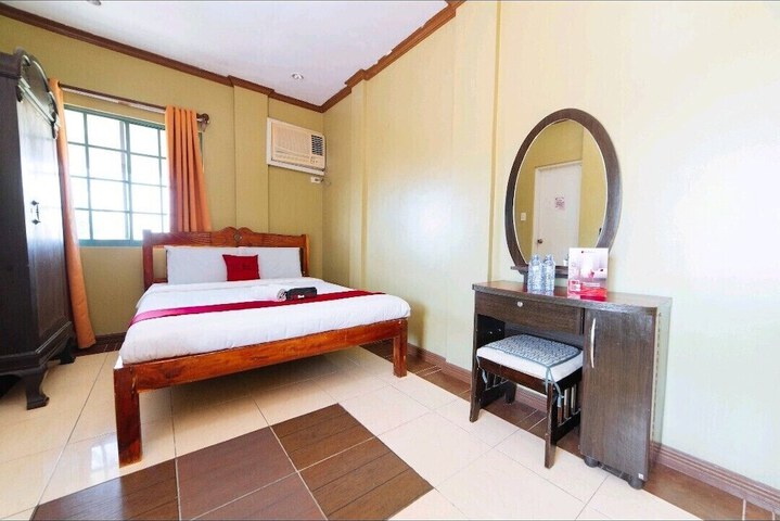Room 10 of 36