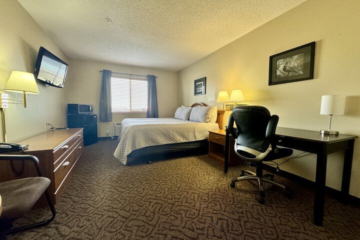 Room 10 of 29