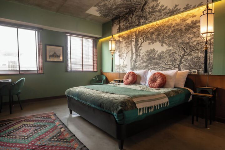 Room 20 of 48