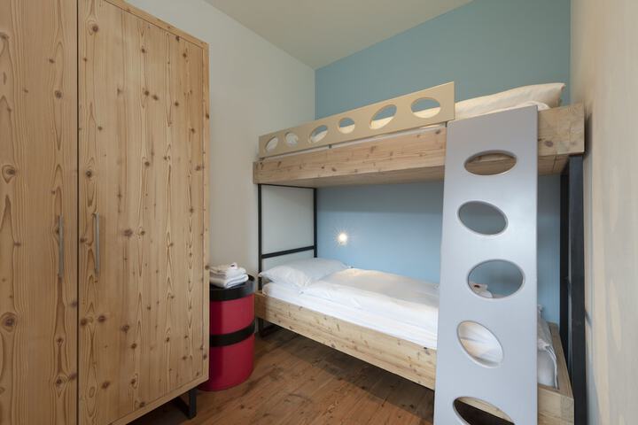 Room 58 of 151