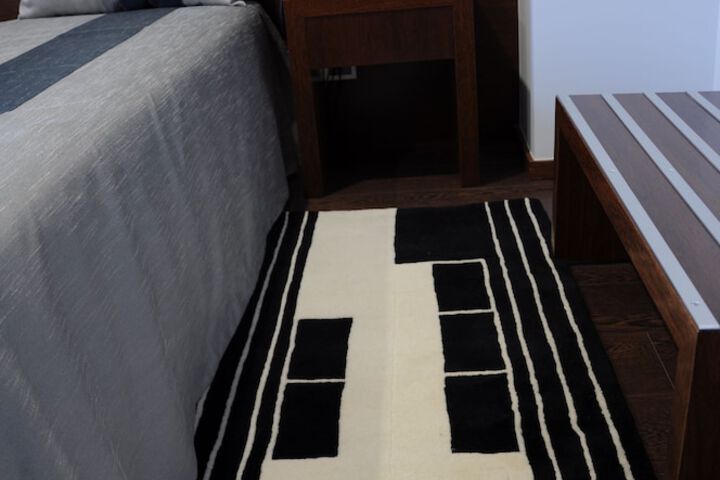 Room 11 of 44