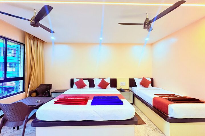 Room 53 of 84