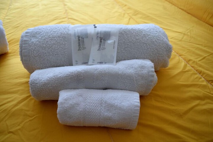 Bathroom amenities