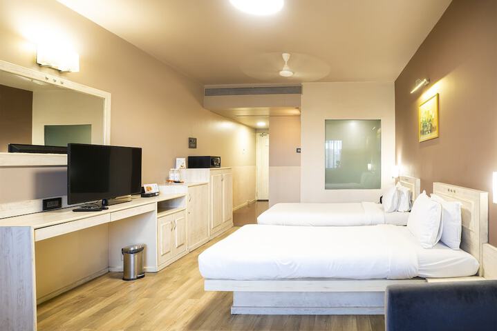 Room 26 of 64