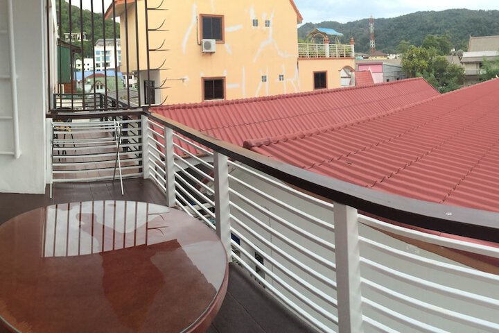 Terrace/Patio 13 of 33