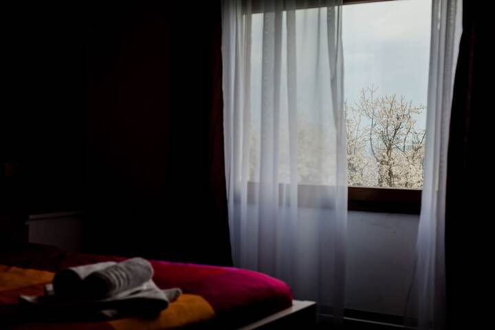 Room 8 of 51
