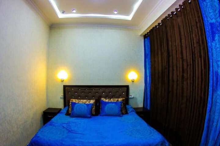 Room 15 of 53