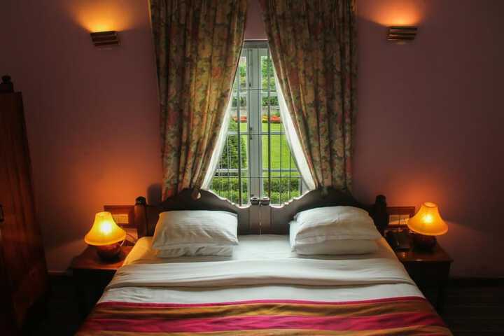 Room 8 of 39