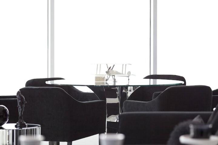 Lounge 62 of 71