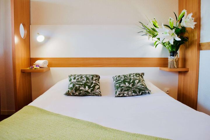 Room 17 of 130
